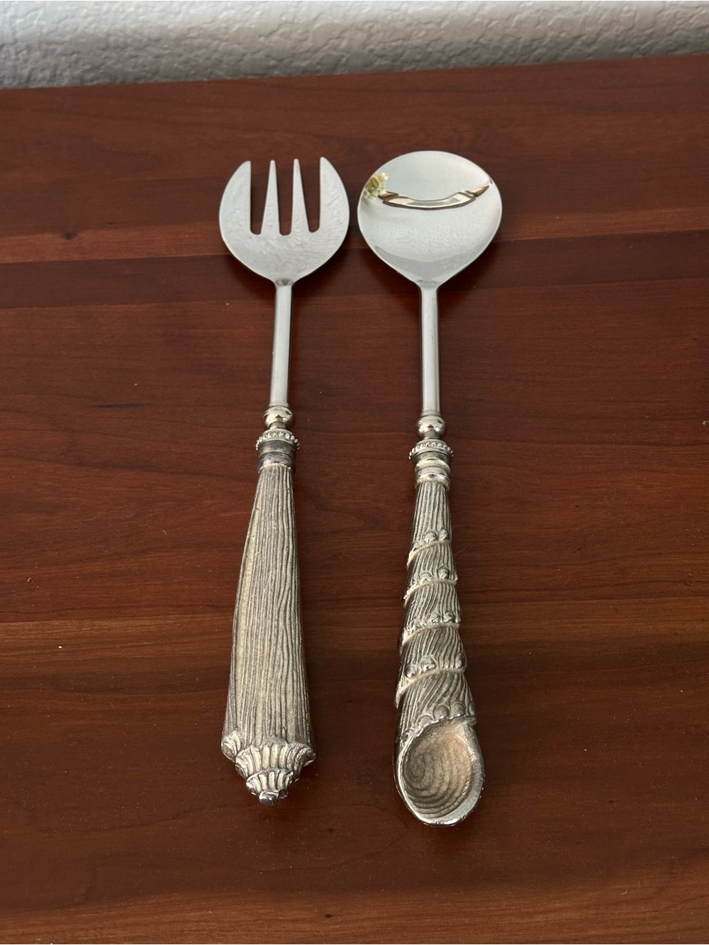 Vintage Pottery Barn Shell Salad Serving Utensils